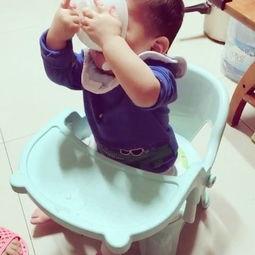 吃瓜哥哥吃饭图片,一顿饭的视觉盛宴  第2张