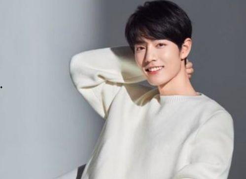 姐妹吃瓜肖战,肖战吃瓜事件，揭秘娱乐圈幕后真相  第2张