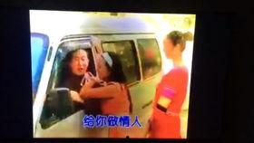 吃麻瓜的司机,揭秘魔法世界的交通奥秘  第2张